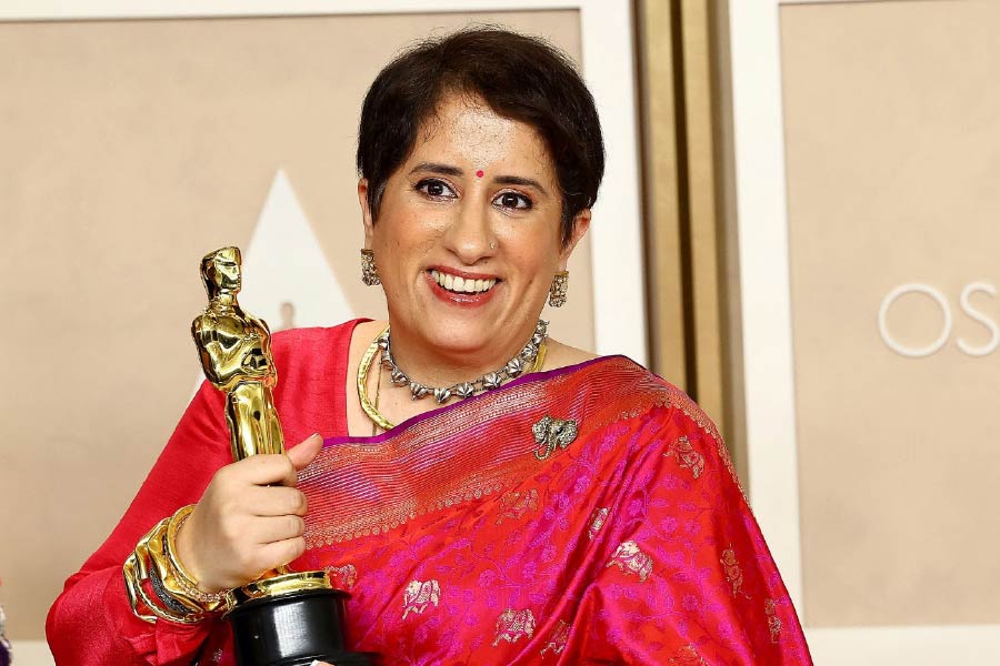 Guneet Monga reveals airport officials only want to take pics with her Oscar
