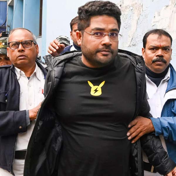 How Abhishek Banerjee is not getting relief in Kuntal Ghosh’s letter case for 50 days in Calcutta High Court.