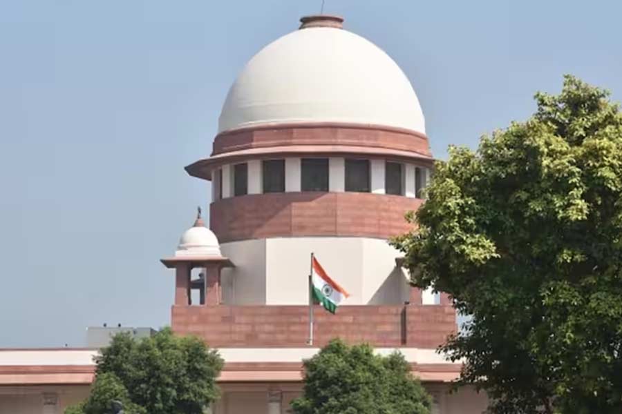 How Abhishek Banerjee is not getting relief in Kuntal Ghosh’s letter case for 50 days in Calcutta High Court.