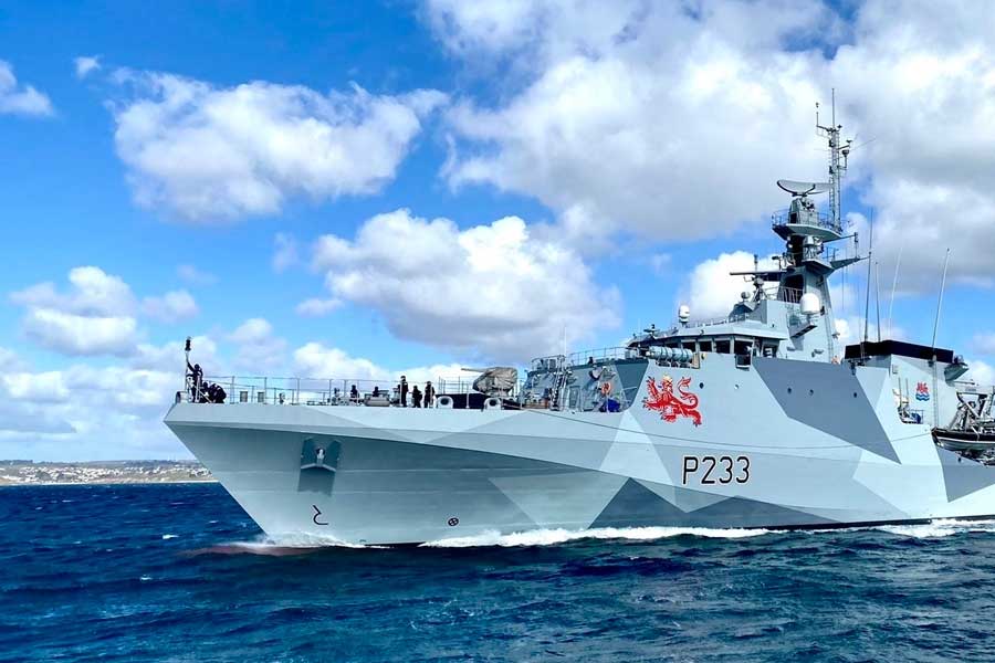 সংবাদমাধ্যম সূত্রে খবর, এই মুহূর্তে ১৪,৪৭০ কোটি ডলারের সম্পত্তি (ভারতীয় মুদ্রায় প্রায় ১২ লক্ষ কোটি টাকা) দেখাশোনার দায়িত্বে রয়েছে ম্যান গ্রুপ। ১৭৬৩ সালের জেমস ম্যানের প্রতিষ্ঠিত এই সংস্থাটি গোড়ার দিকে অবশ্য নানা ব্যবসায় জড়িত ছিল।