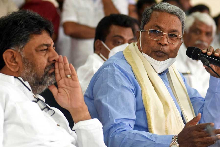 The reasons why Siddaramaiah won and DK Shivakumar lost in the race for Karnataka CM post