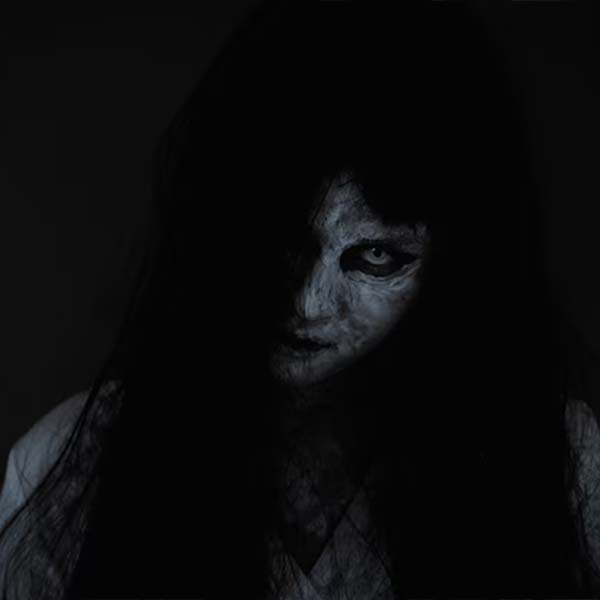 শ্যামের দাবি, ‘প্রেতাত্মা’র সঙ্গে সাক্ষাতের ঘটনা ভুলতে পারেননি তিনি। নিজে হরর ঘরানার ছবি বানান শ্যাম। তবে, কোনও দিন সত্যিই ‘ভূত’ দেখতে পাবেন তা কল্পনা করেননি তিনি। পরে শ্যাম সিদ্ধান্ত নেন, এই ঘটনার উপর ভিত্তি করে একটি ছবি বানাবেন।