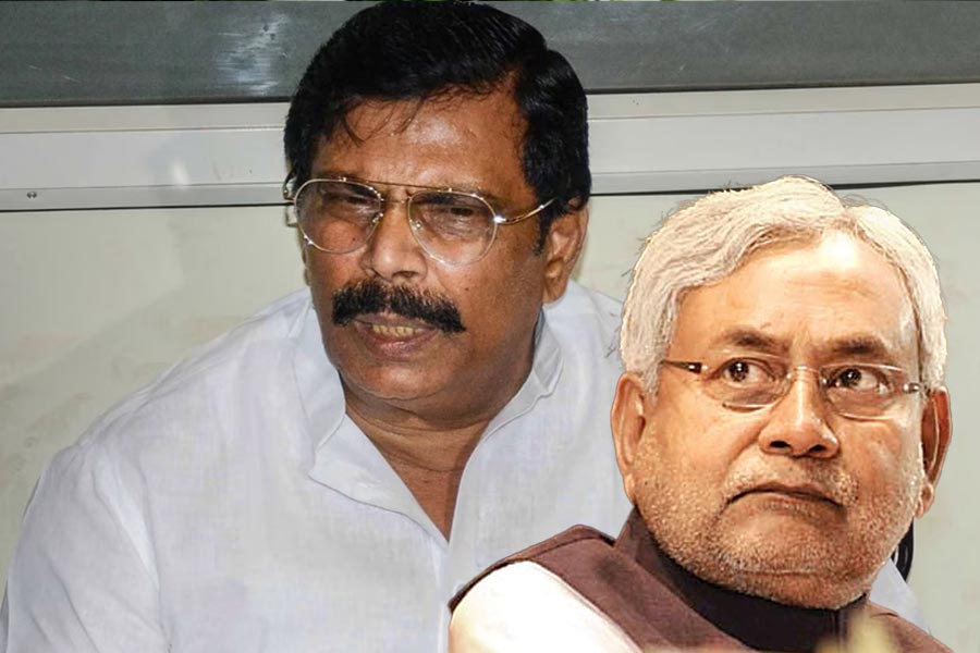 SC asked Bihar government to produce original records on remission granted to former MP Anand Mohan in murder case