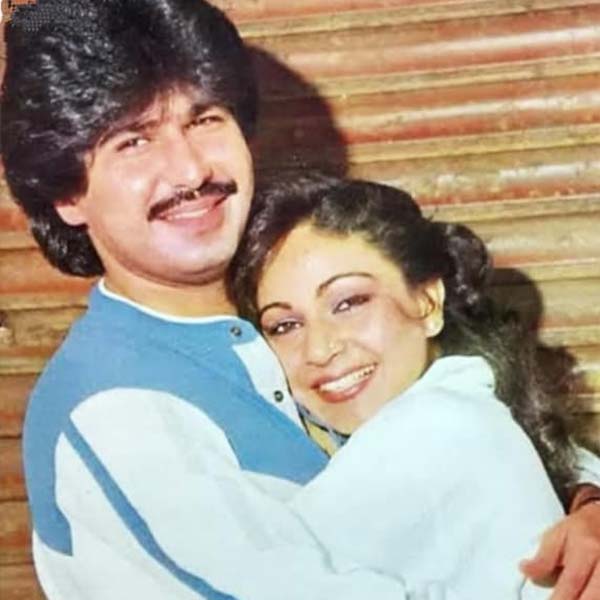 Rati Agnihotri with her husband