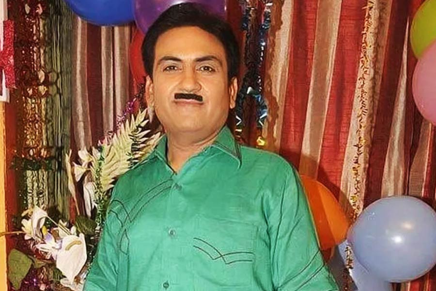 পাঁচ বছর পর আবার সলমনের সঙ্গে অভিনয়ের সুযোগ পান দিলীপ। ১৯৯৪ সালে মুক্তিপ্রাপ্ত ‘হম আপকে হ্যায় কৌন’ ছবিতে সলমন এবং মাধুরী দীক্ষিতের সঙ্গে কাজ করেন দিলীপ। আবার কৌতুকাভিনেতার চরিত্রের জন্যই অভিনয়ের প্রস্তাব দেওয়া হয় তাঁকে।