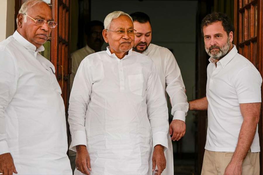 Bihar CM Nitish Kumar meets Mallikarjun Kharge and Rahul Gandhi, date and place of opposition meet to be decided in 1-2 days
