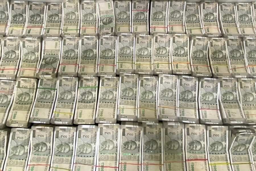 Representation image of bundles of Indian 500 Rupees