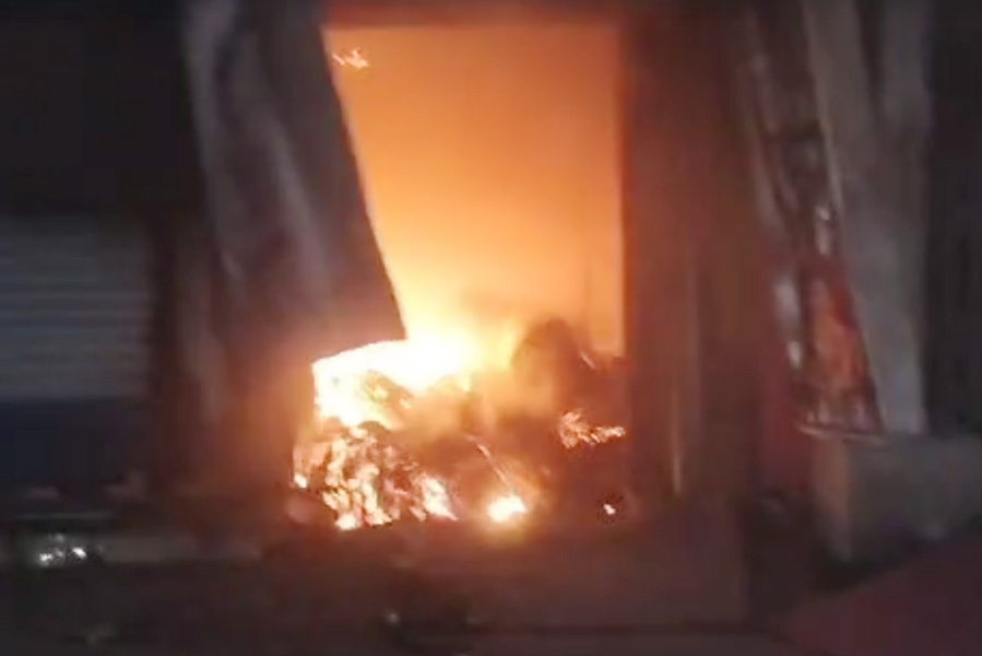 Blast at Maldah Crackers store kills one and injures three people.