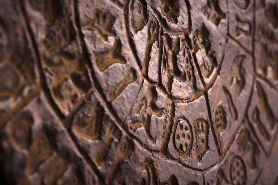  এর পর রাশিয়াও এই ড্রোপা পাথর নিয়ে আগ্রহ প্রকাশ করে। চিনের অনুমতি নিয়ে কিছু পাথর দেশে নিয়ে আসে তারা। গবেষণায় দেখা যায়, ওই পাথরে প্রচুর পরিমাণে কোবাল্ট রয়েছে। সঙ্গে রয়েছে অন্য ধাতু।