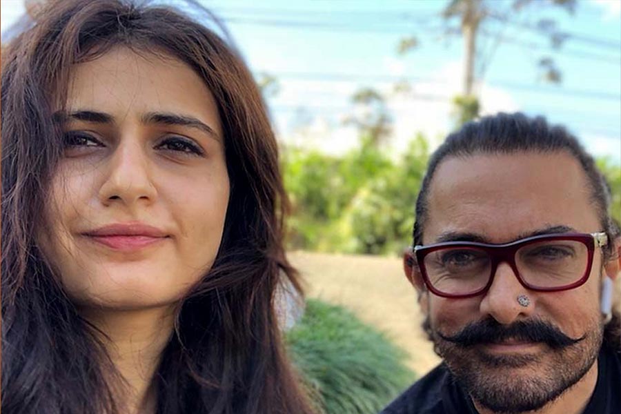 Aamir Khan and Fatima Sana Shaikh play Pickleball together in a new viral video 