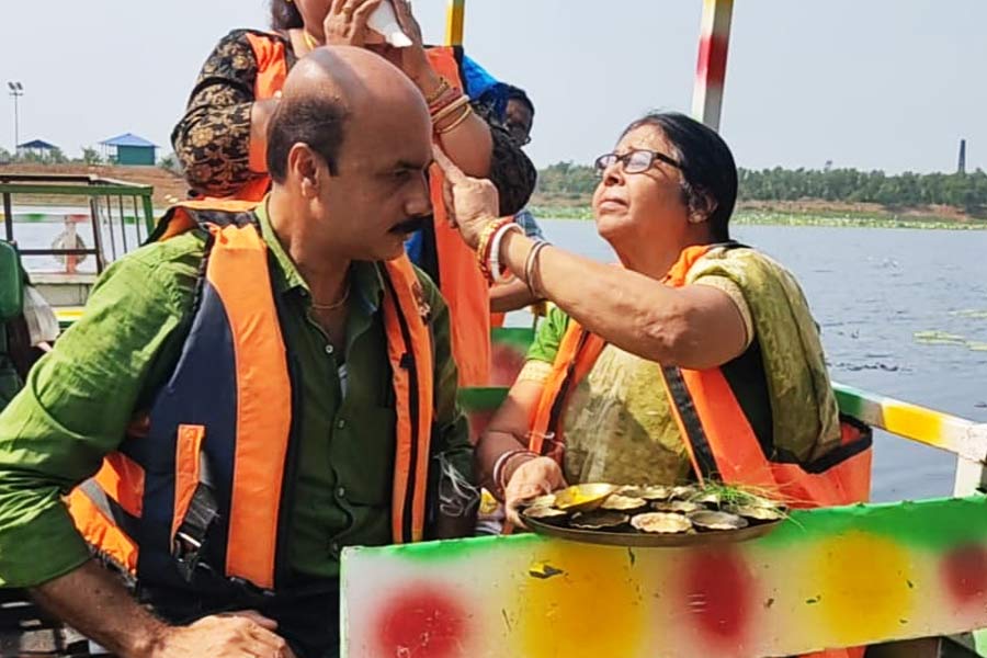 Mother in laws arranges special Jamaisasthi for their son in laws in Bankura.