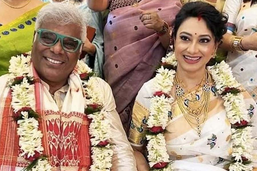 image of Ashish Vidyarthi and rupali barua 