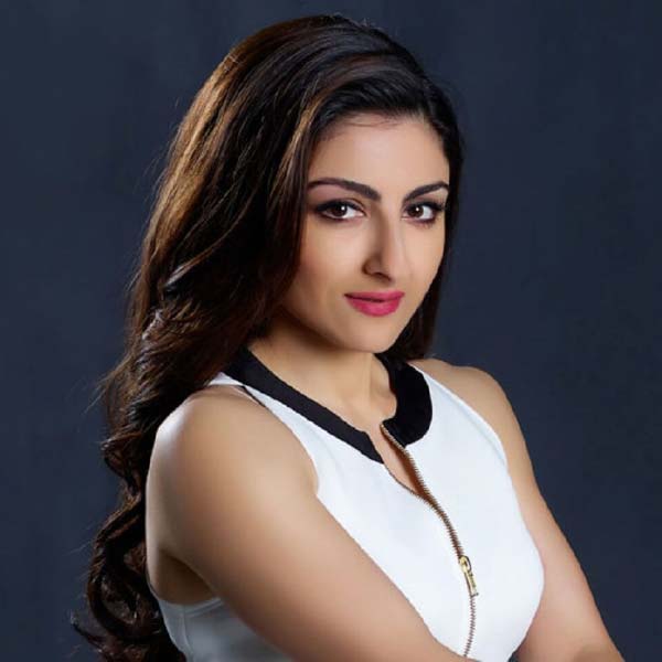 চিত্রনাট্যের প্রয়োজনে সানিকে শান্ত করার জন্য তাঁর গালে চড় মারতে হয়েছিল সোহাকে। কিন্তু সোহা এমন ভাবে চ়ড় মেরেছিলেন যা দেখে সকলে মনে করেছিলেন যে অভিনেত্রী সত্যিই কোনও কারণে সানির উপর রেগে রয়েছেন।