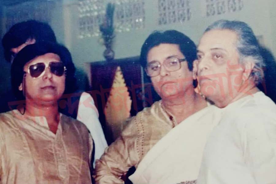 Veteran Tollywood actor Amarnath Mukhopadhyay passed away in Mumbai