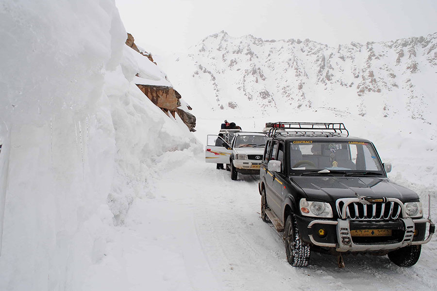 Snowfall in Leh