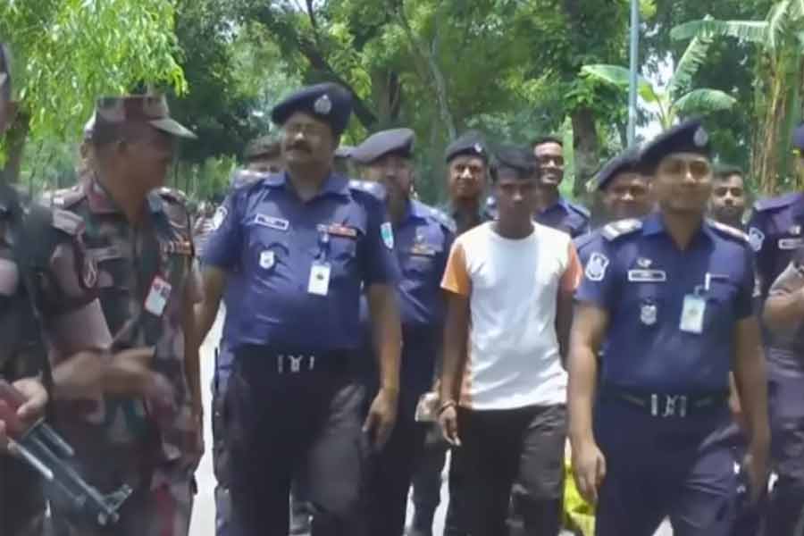 An young man of Murshidabad returned home after three years of imprisonment in Bangladesh