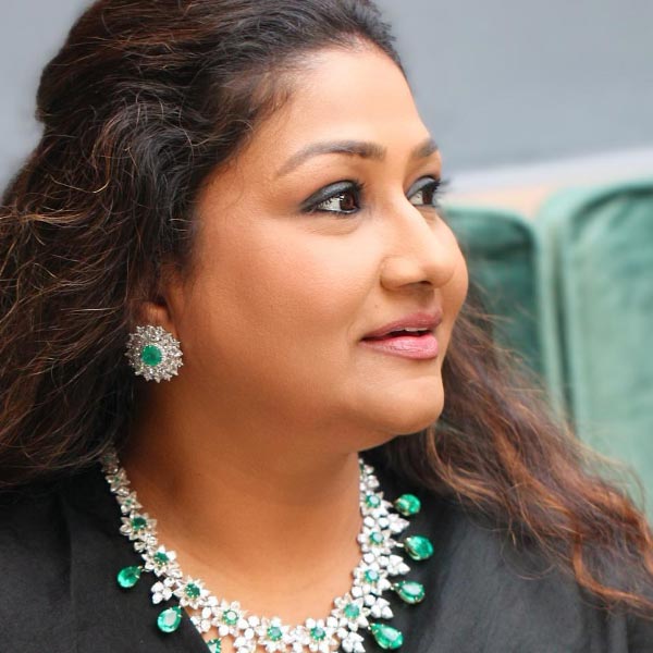 Image of Dolly Jain.