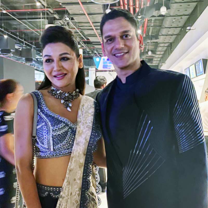 Jaya Ahsan meet Dahaad actor Vijay Varma