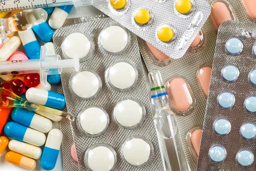 তদন্তকারীদের আরও দাবি, এরিকের ময়নাতদন্ত এবং টক্সিকোলজি রিপোর্টে তাঁর দেহে স্বাভাবিকের থেকে ৫ গুণ বেশি ফেন্টানাইল মাদক পাওয়া গিয়েছে। 