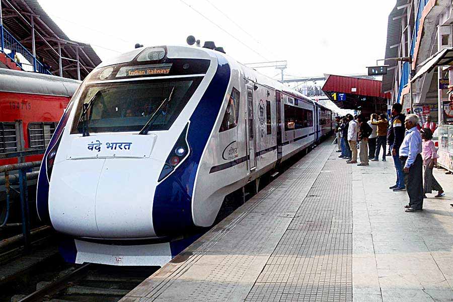 An image of the Vande Bharat Express