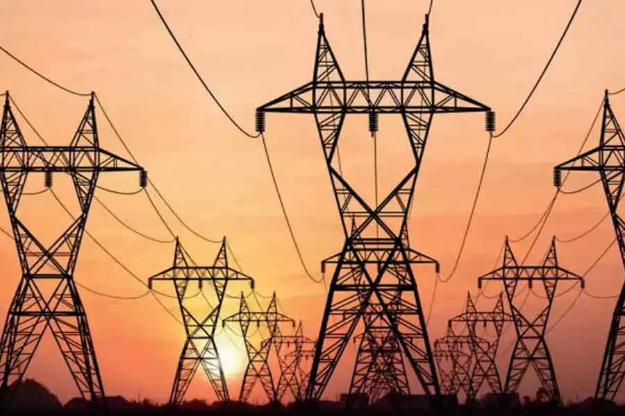 বিশেষজ্ঞেরা জানাচ্ছেন, শুধু জার্মানি নয়, সমগ্র ইউরোপীয় ইউনিয়নই ইদানীং মূল্যবৃদ্ধির সঙ্গে লড়াই করছে। বিদ্যুতের দাম বৃদ্ধি পেয়েছে সর্বত্র। আর সেখান থেকেই জার্মানির মন্দা।