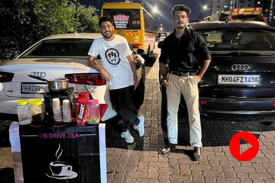 Mumbai man sells tea from his expensive Audi Car