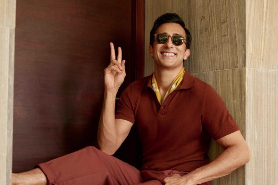 Late actor Vinod Khanna's eldest son Rahul Khanna, what is he doing now 