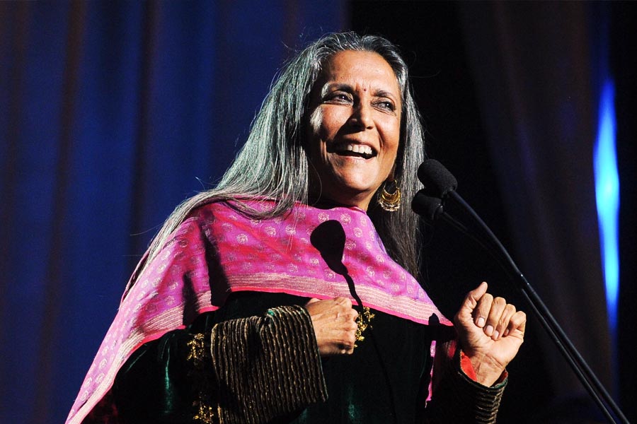 Late actor Vinod Khanna's eldest son Rahul Khanna, what is he doing now 