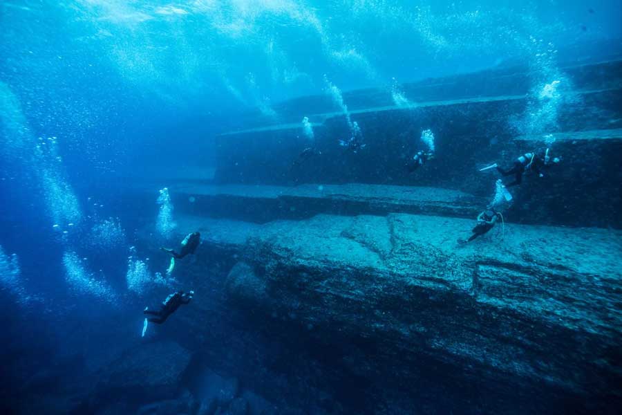 Greece Treasures and hidden underwater building found in Salamis island
