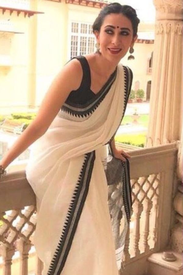 তবে দীপাবলির চমকদার সাজের ভিড়ে বাংলার ঘরের হ্যান্ডলুম আর সুতিতেই কী ভাবে ঝড় তুলবেন কেতাদুরস্ত রূপে?  টিপস দিলেন পোশাকশিল্পী অনুশ্রী মলহোত্র।  উৎসবের মরশুমে অন্য রকম কে না সাজতে চায়! তবে সিফন,  জর্জেট আর স্বচ্ছ নেটের শাড়ি ও পোশাকের ভিড়ে নিজেকে নজর কাড়া সাজাতে চাইলে এই বছর মন দিন সুতির শাড়ি ও পোশাকের দিকে। হাতে কাজ করা নকশাদার এমন পোশাক দারুণ মানাবে এ বারের দীপাবলিতে। 