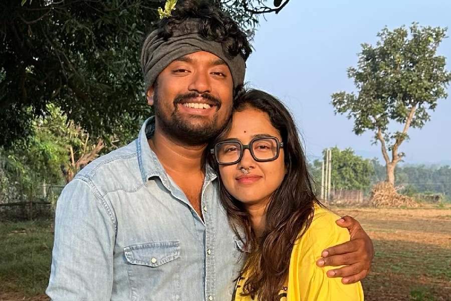 Singer Shovan Ganguly made his relationship official with actress Sohini Sarkar