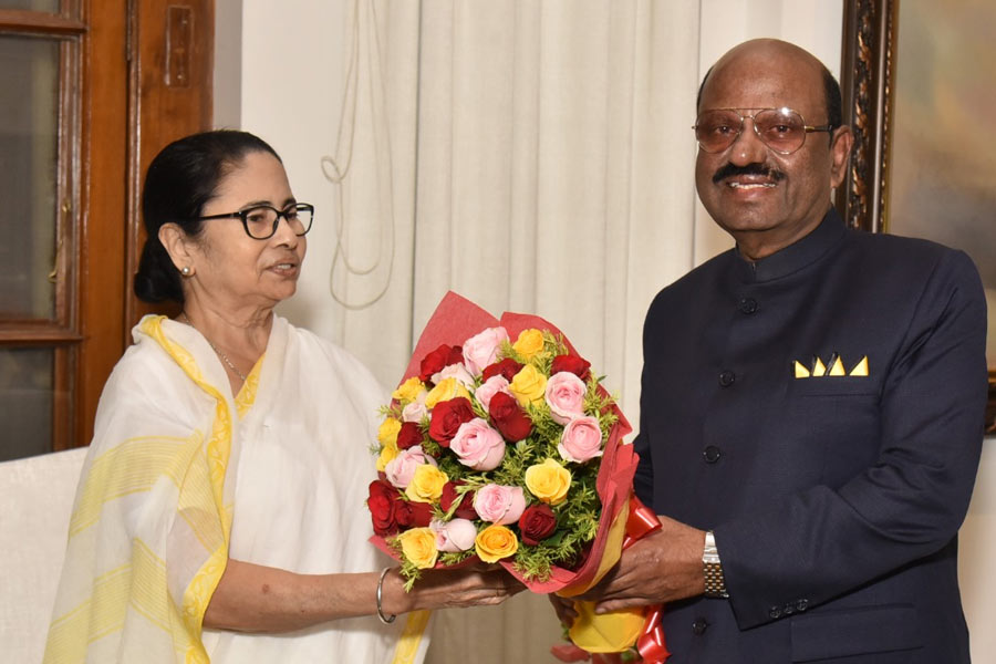 Mamata Banerjee to meet Governor CV Ananda Bose in Raj Bhavan