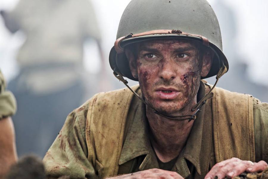 সম্ভবত আমাদের জীবদ্দশায় এ রকম বিধ্বংসী যুদ্ধ খুব একটা দেখা যায়নি।  যুদ্ধবিরতি কেউ চাইছে, কেউ চাইছে না। এ এক অদ্ভুত পরিস্থিতি!