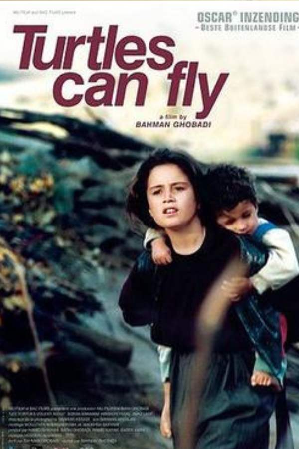 ৪. টার্টেলস ক্যান ফ্লাই - মুক্তির সাল - ২০০৪।  ভাষা - আরবি ও ইংরেজি।  পরিচালক - বাহম্যান ঘোবাদি।  প্রধান অভিনেতা-অভিনেত্রী - সোরান ইব্রাহিম, আভাজ লতিফ, আজিল জিবারি, প্রমুখ।  সিনেমাটি যে যুদ্ধ-কেন্দ্রিক - কুর্দি যুদ্ধভিত্তিক চলচ্চিত্র। যুদ্ধের জেরে ইরাক-তুর্কি সীমান্তে এক কুর্দি শরণার্থী শিবির কেন্দ্রিক কাহিনি।  তাৎপর্য - সাদ্দাম হোসেনের পতনের পর এটি ইরাকে নির্মিত প্রথম চলচ্চিত্র।