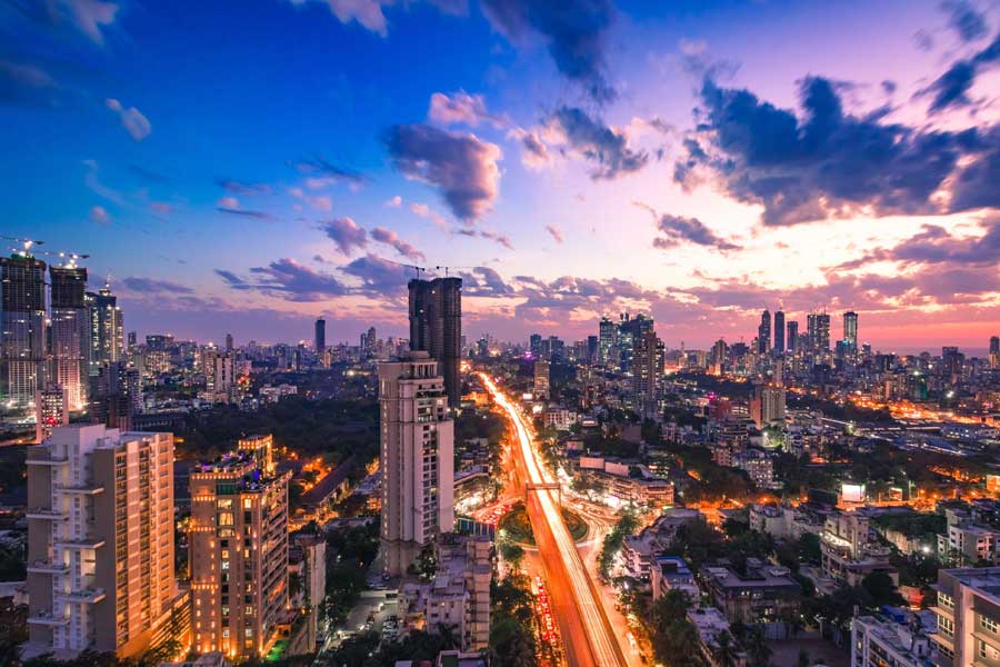 This billionaire of India named Arjun Menda is a self-made industrialist and has more wealth than infosis chief Narayan Mutrthy