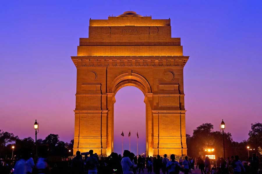 This billionaire of India named Arjun Menda is a self-made industrialist and has more wealth than infosis chief Narayan Mutrthy