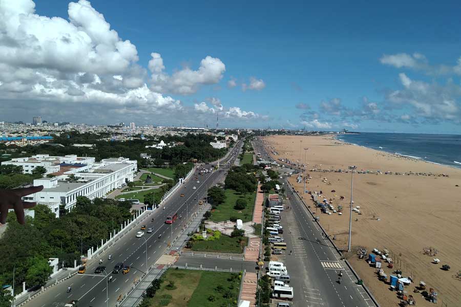 This billionaire of India named Arjun Menda is a self-made industrialist and has more wealth than infosis chief Narayan Mutrthy