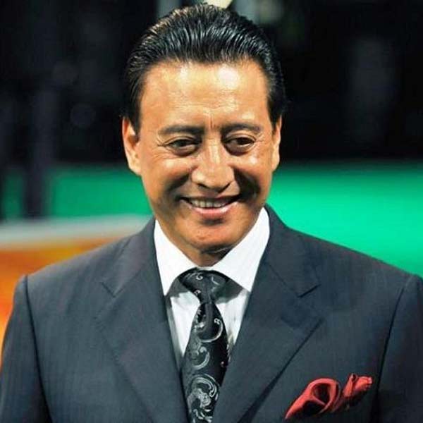 কানাঘুষো শোনা যায়, গব্বরের চরিত্রে অভিনয়ের জন্য ড্যানিকে প্রস্তাবও দেওয়া হয়। কিন্তু সেই প্রস্তাব খারিজ করে দেন তিনি।