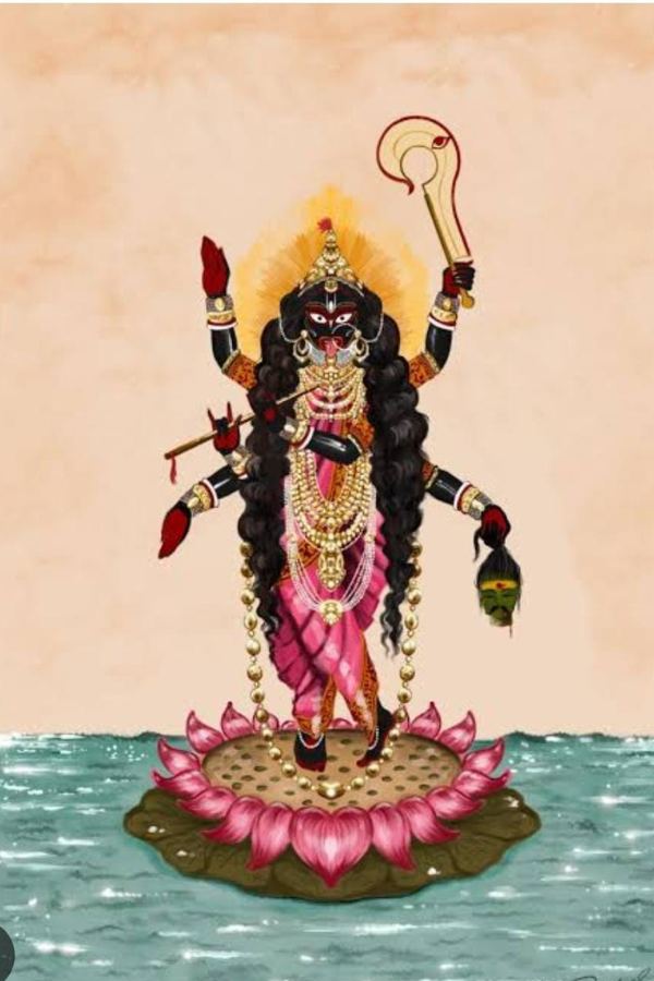 কিন্তু মুশকিল হল, আঁধার রাত। আগামীকাল অমাবস্যা তাই চাঁদের আলো নেই, উপরন্তু ঘন কুয়াশা। সামান্য প্রদীপের আলোয় কিছুই ঠাহর হয় না।   কুটিলা উপায় দিলেন। দুর্জনের ছলের অভাব নেই। তাই তিনিও পরিকল্পনা করেই রেখেছিলেন। দুপুরে জম্পেশ করে নাপিত বউকে দিয়ে আলতা পরিয়েছিলেন রাধার পায়ে। কুয়াশায় ভেজা মাঠ পথে লাল পদচিহ্ন আঁকা হয়ে রয়েছে।