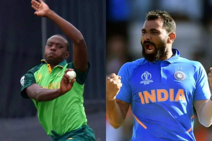 নিশ্চয়ই ১০০৯৮ দিন পর সেই মহাভুল আমরা আর করব না এবার ইডেনে। যদি বা দক্ষিণ আফ্রিকা কাল জেতেও তাহলেও নয়। তবে রোহিত শর্মার ভারতের এবারের বিশ্বকাপে বিধ্বংসী মেজাজের নিরিখে সেরকম নেতিবাচক কিছু ভাববেনই বা কেন মশাই? বরং চলুন, পরের রবিবারের দীপাবলির শেষ মহলা এই রবিবার ইডেনে হোক ভারতের ম্যাচ জেতার পরে আতশবাজির রোশনাইয়ে!  এই প্রতিবেদনটি ‘আনন্দ উৎসব’ ফিচারের একটি অংশ।