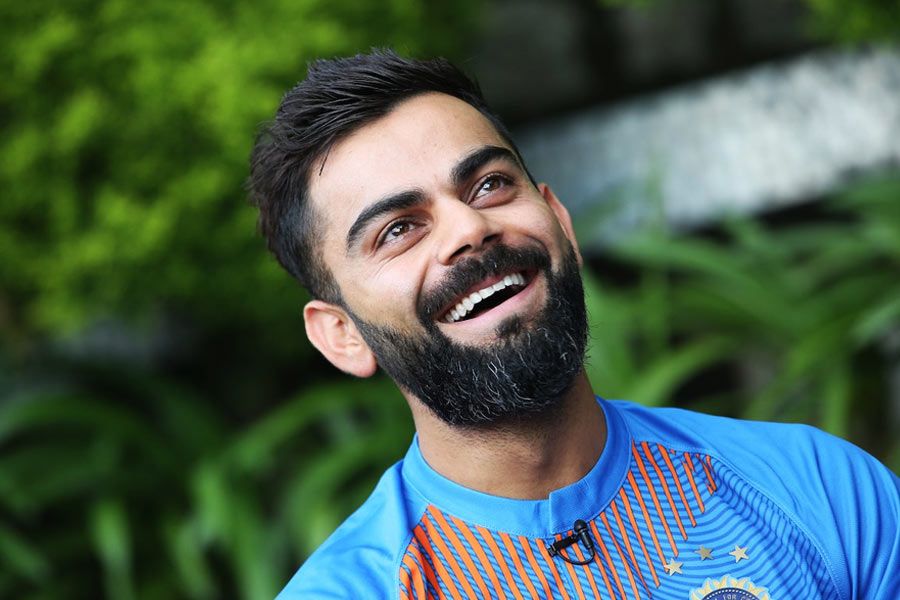 ক্রিকেটের নতুন ‘ঈশ্বর’, জন্মদিন এবং বিশ্বকাপ— ৫ নভেম্বর এই তিন সুতোকে এক গাথায় বাঁধলেন বিরাট কোহলি। রবিবার ৩৬ বছরে পা রাখলেন বিরাট। রবিবার কলকাতার ইডেন গার্ডেন্সে ভারত বনাম দক্ষিণ আফ্রিকার ম্যাচে খেলতেও দেখা যাবে তাঁকে।