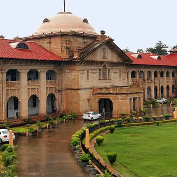 এই ঘটনায় জড়িত বেশ কয়েক জন গ্রেফতার হলেও বিধায়ক পাণ্ডে কিন্তু পুলিশের নাগাল ফস্কে বার বারই পালাচ্ছিলেন। বিষয়টি ইলাহাবাদ হাই কোর্টে উঠলে, চলতি বছরের ১৯ মে এই মামলাটি তদন্তের দায়িত্ব দেওয়া হয় এসটিএফকে।