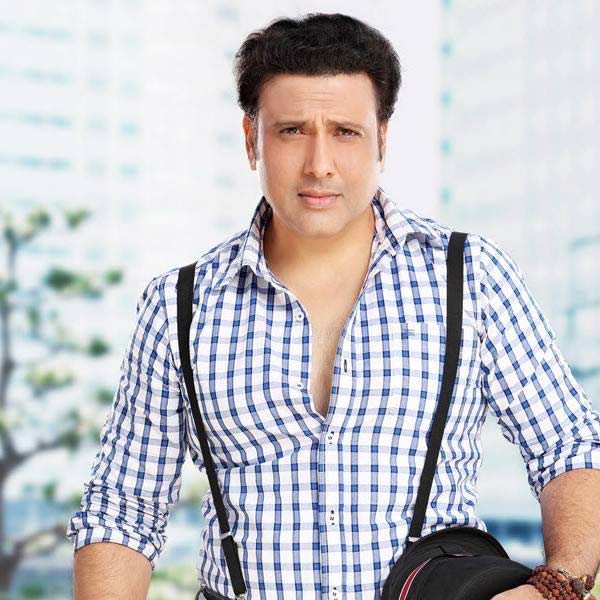 কেরিয়ারের শুরুতেই একের পর এক হিট ছবি ঝুলিতে পুরেছেন গোবিন্দ। কিন্তু কোনও ছবিই একক ভাবে হিট বা ‘সোলো হিট’ হয়নি। প্রতিটি ছবিতেই গোবিন্দকে অন্য অভিনেতার সঙ্গে অভিনয় করতে দেখা গিয়েছে।