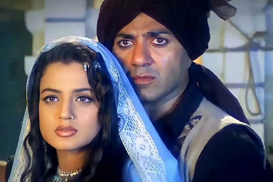 Gadar 2 film director Anil Sharma slams fake box office collection, makers bought ticket for themselves