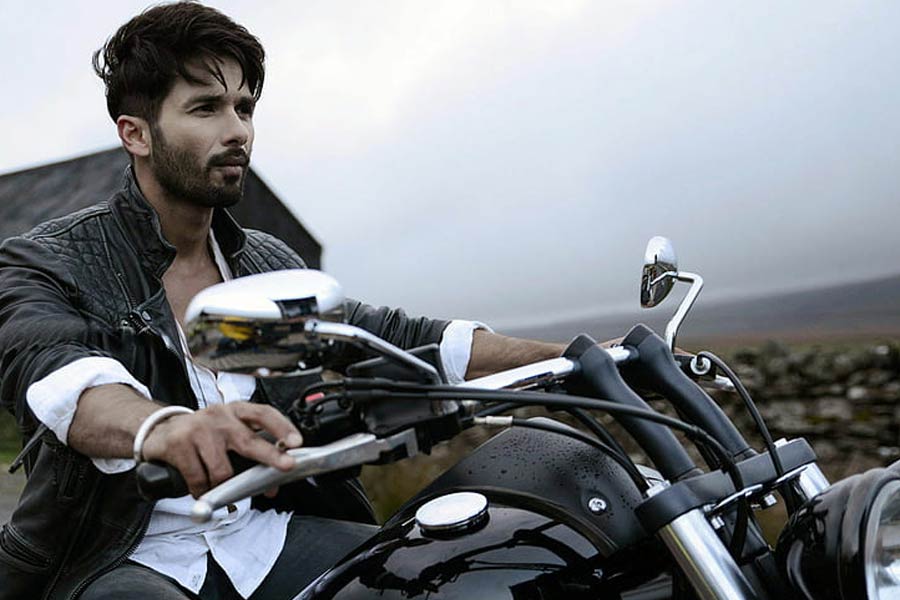 কেরিয়ারে এমন কোন ছবি রয়েছে যাতে শাহিদ দ্বিতীয় বার অভিনয় করতে চান না, এই প্রশ্নটি অভিনেতাকে জিজ্ঞাসা করে তিনি ‘শানদার’ ছবির নাম উল্লেখ করেন।