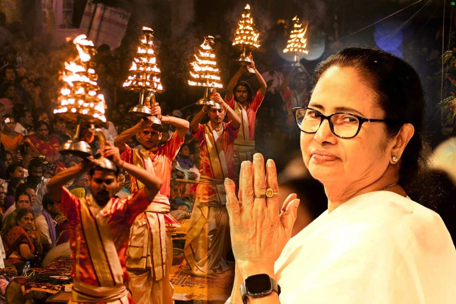 Dev deepawali will be celebrate in Kolkata, chief minister Mamata Banerjee will be invited
