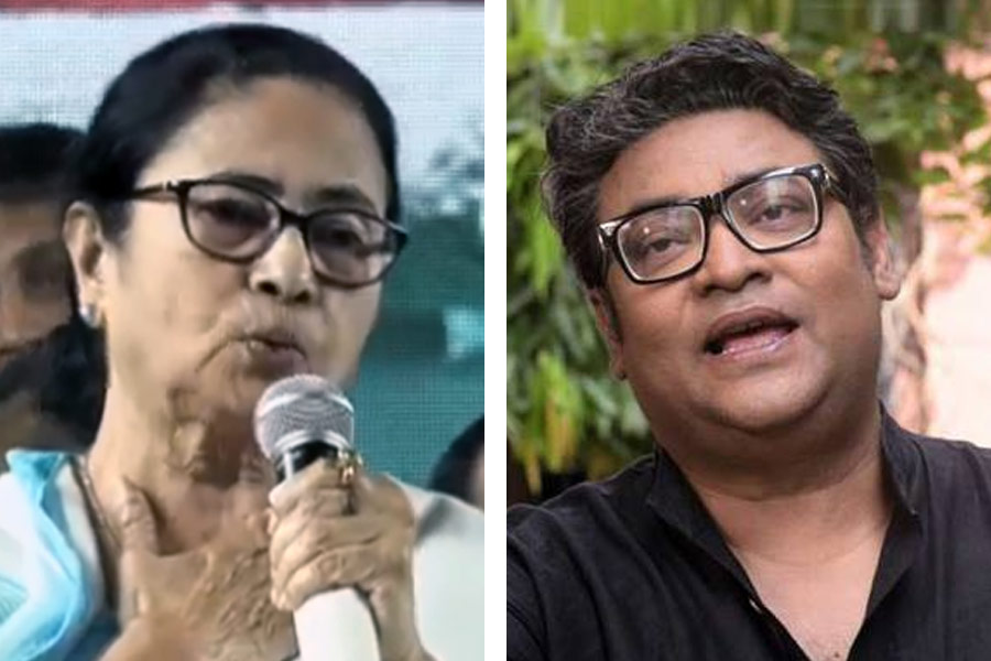 Minister cum singer Indranil Sen was against us then, even I used to listen to his songs, said Mamata Banerjee at the bjioy sammelani