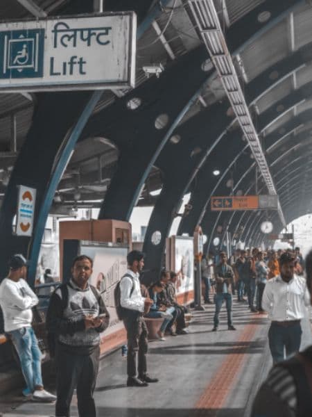 Delhi metro launched momentum 2.0 app which offers virtual shopping facility dgtl