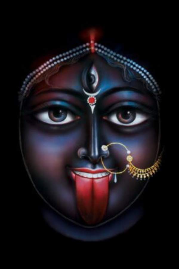 নিশীথ সময়ে আরাধনা করা হয় দেবী কালিকার। এই বছর নিশীথ সময় শুরু ১২ নভেম্বর রাতেই। থাকছে ১৩ নভেম্বর কিছুক্ষণ। 