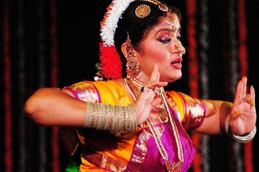 Veteran bollywood actress Sudha Chandran reveals nobody offers her films